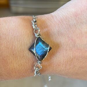 Faceted labradorite silver adjustable bracelet